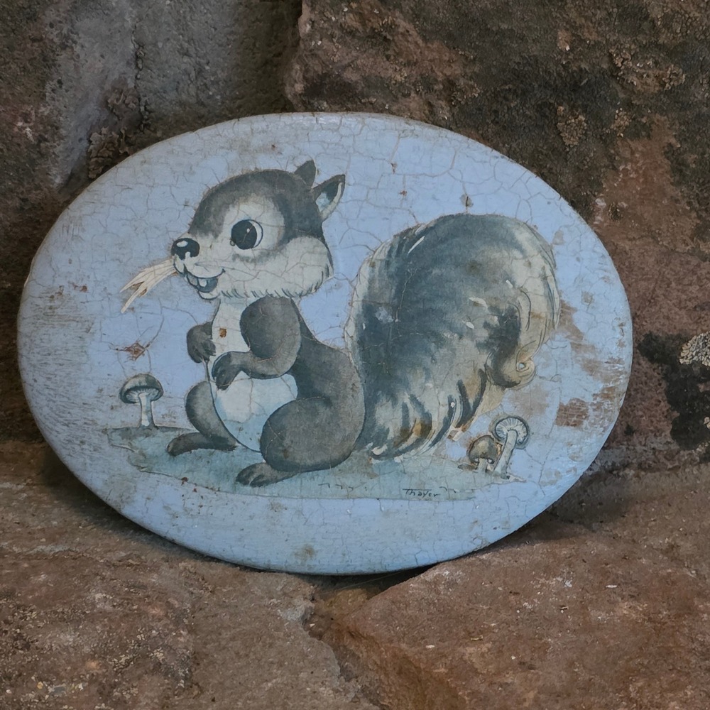 Vintage Thayer Squirrel Woodland Wood Plaque Oval Hand Painted Style Folk Art 5"